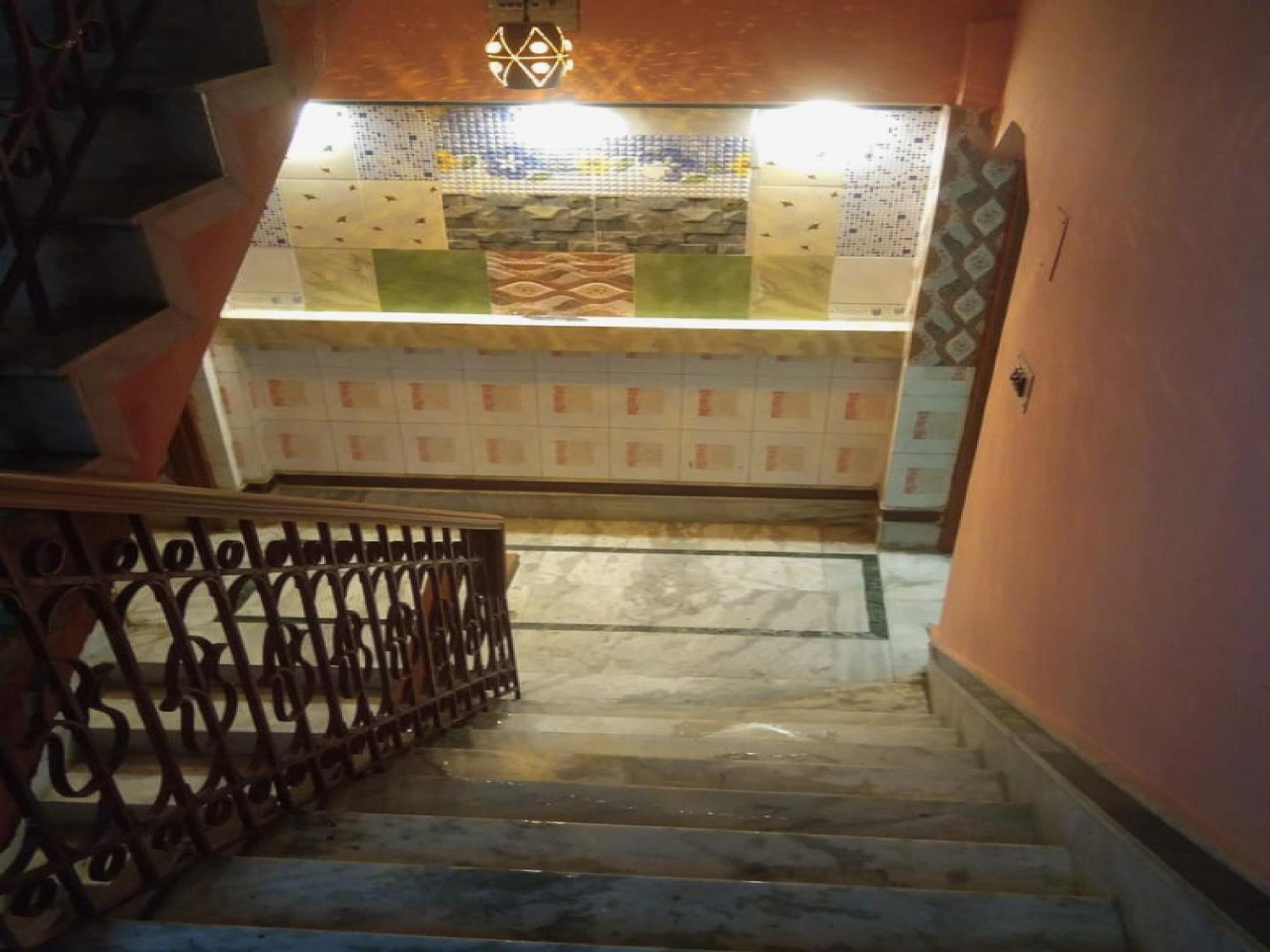 Hotel O Palace Inn Near Acropolis Mall Jādabpur エクステリア 写真