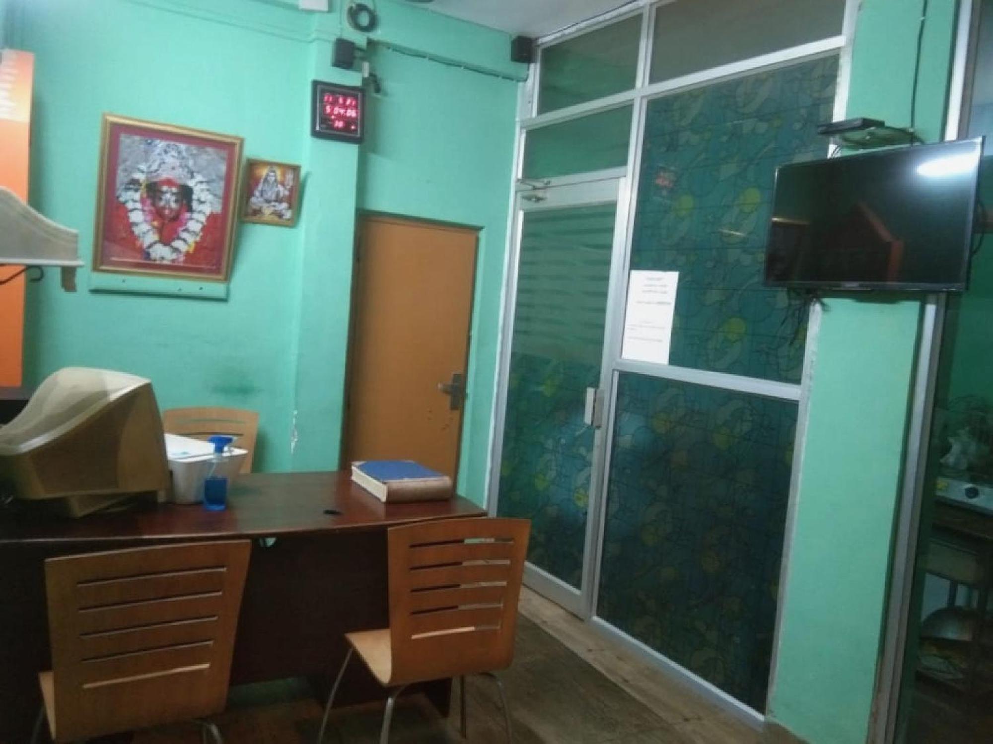 Hotel O Palace Inn Near Acropolis Mall Jādabpur エクステリア 写真